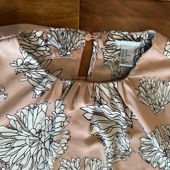 H&M Long Sleeve Floral Blouse size 10 - Picture 2 of 5